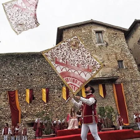 Il Castello San Giacomo (Umbria)