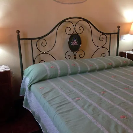 Il Castello Bed & Breakfast *
