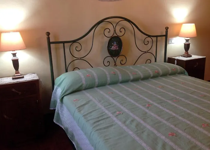 Il Castello فندق مبيت وإفطار *